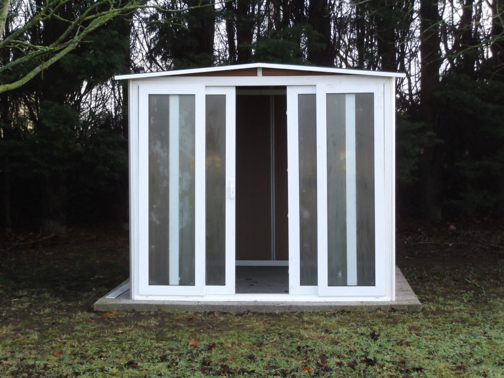 Modena Garden Room with Doors Open